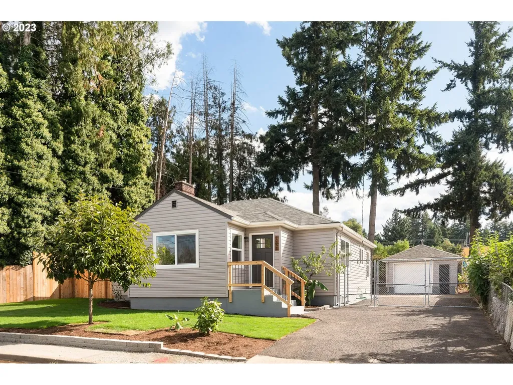 12224 Se Carlton Street Portland OR 97236
