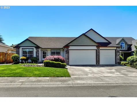 707 Nw 151st Street Vancouver WA 98685