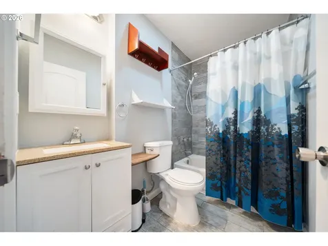 3108 E 28th Street Vancouver WA 98661