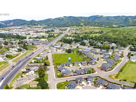 261 Braxton Court Roseburg OR 97471