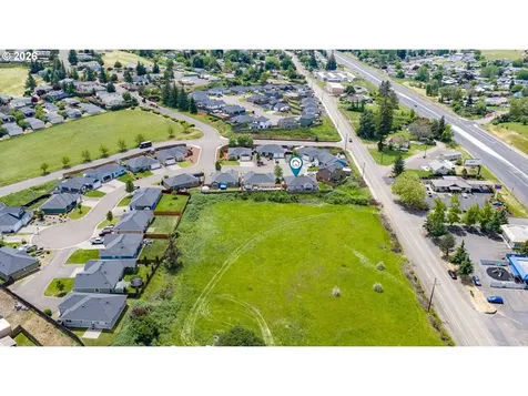 261 Braxton Court Roseburg OR 97471