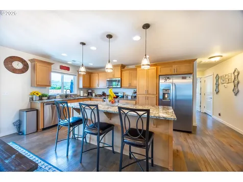 261 Braxton Court Roseburg OR 97471