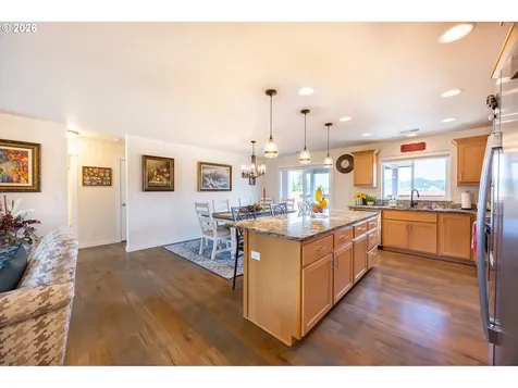 261 Braxton Court Roseburg OR 97471