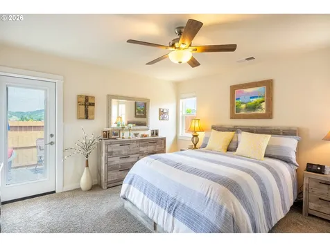 261 Braxton Court Roseburg OR 97471