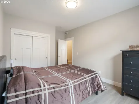 5711 NE 133rd Street Vancouver WA 98686