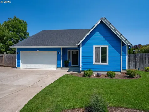 25101 Cottage Court Veneta OR 97487