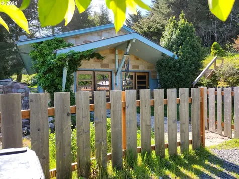 95179 Horizon Drive Gold Beach OR 97444