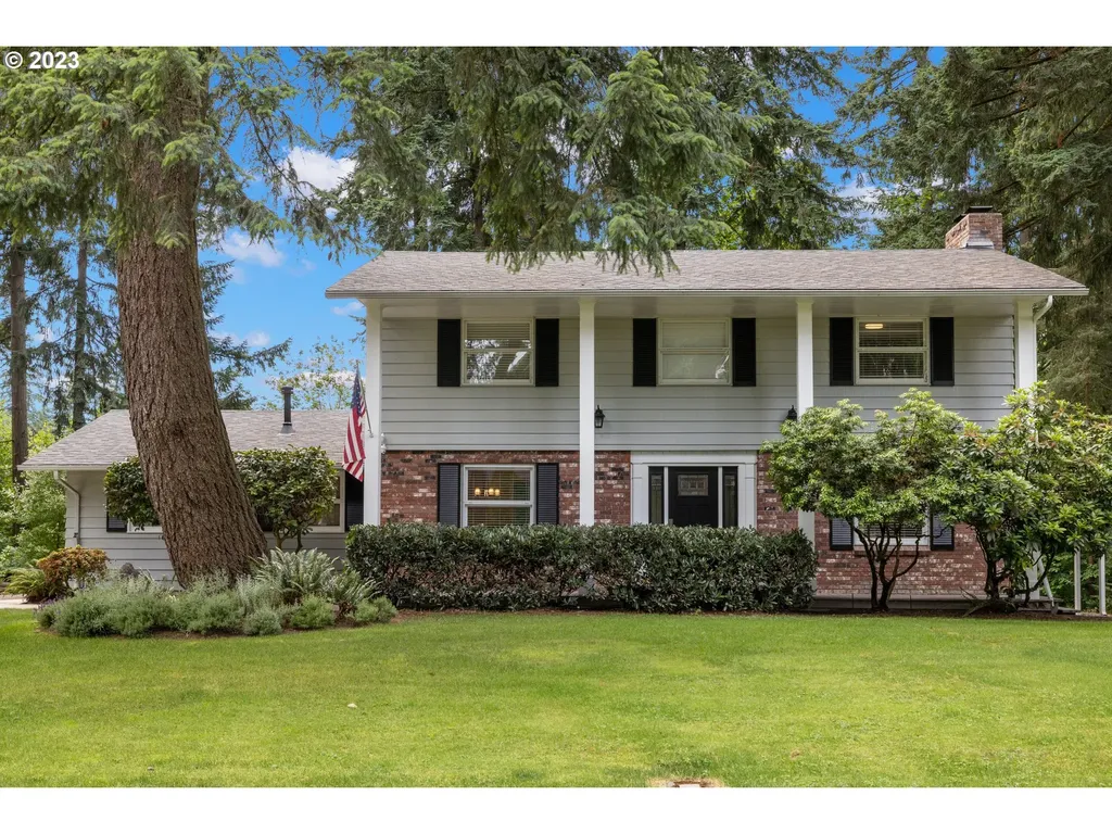 14382 Se Charjan Street Clackamas OR 97015