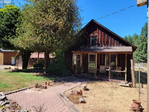 1080 Burma Road Camas Valley OR 97416