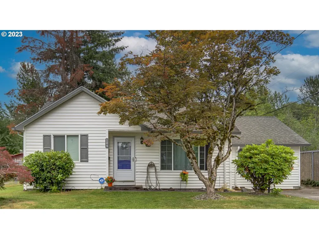 104 Ne Hawthorne Avenue Wood Village OR 97060