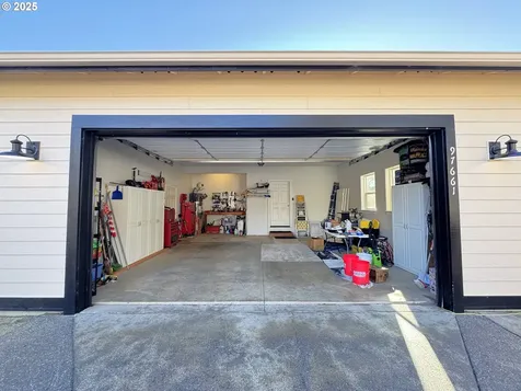 97661 Marina Heights Loop Brookings OR 97415