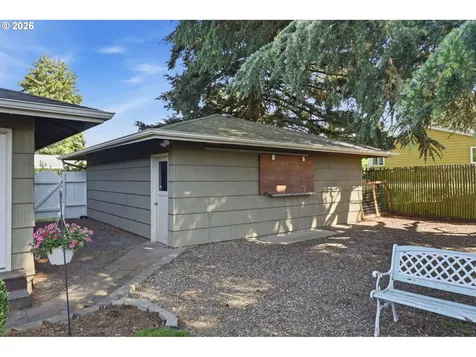12040 NE Morris Street Portland OR 97220