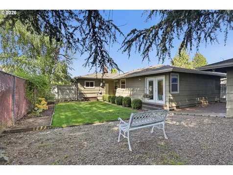 12040 NE Morris Street Portland OR 97220