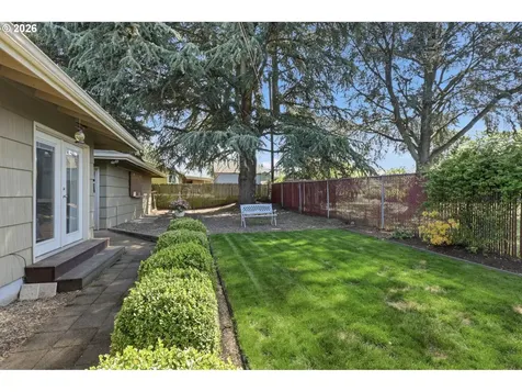 12040 NE Morris Street Portland OR 97220