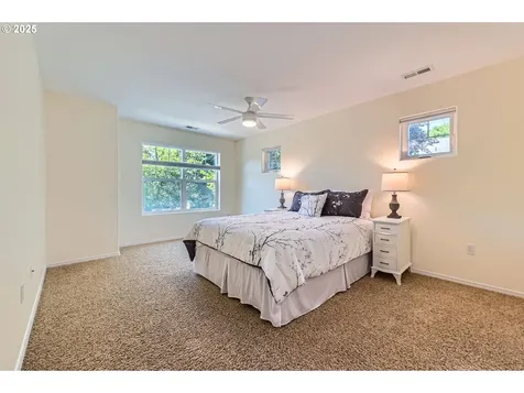 1560 NW 6th Avenue Hillsboro OR 97124