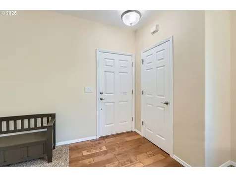 1560 NW 6th Avenue Hillsboro OR 97124