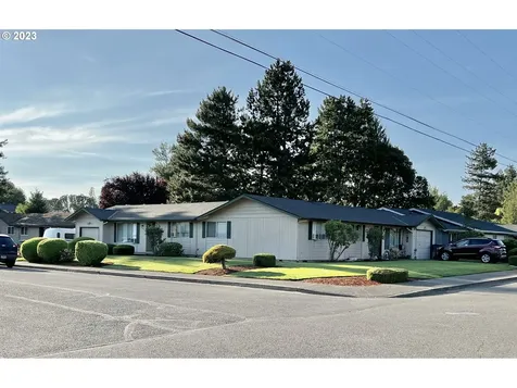 1055 Se Villard Street Mcminnville OR 97128