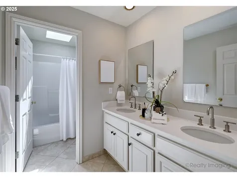 6210 Haverhill Court West Linn OR 97068