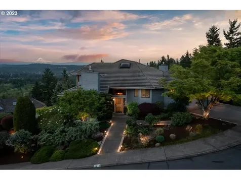 2910 Crestwood Court West Linn OR 97068