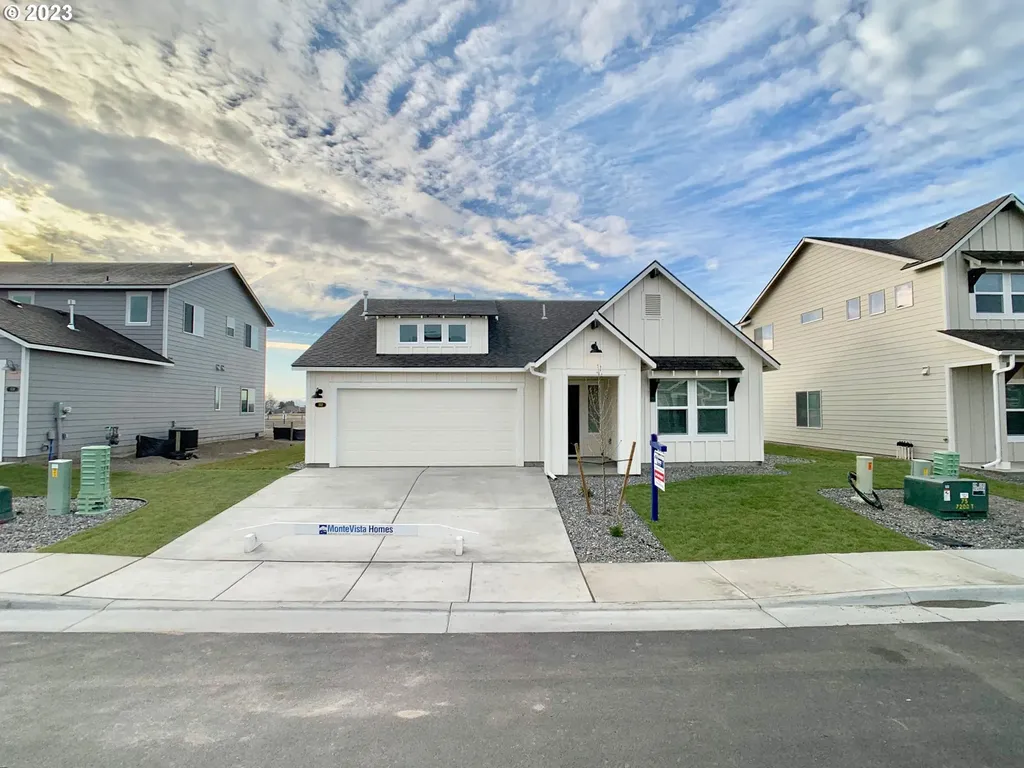 552 E Rosa Avenue Hermiston OR 97838