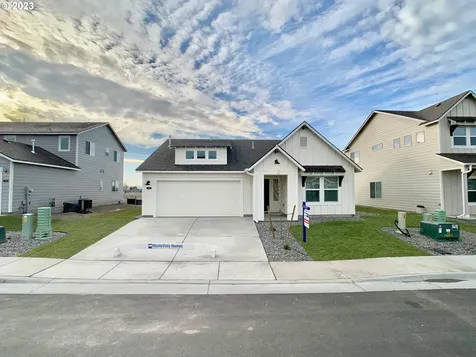 552 E Rosa Avenue Hermiston OR 97838