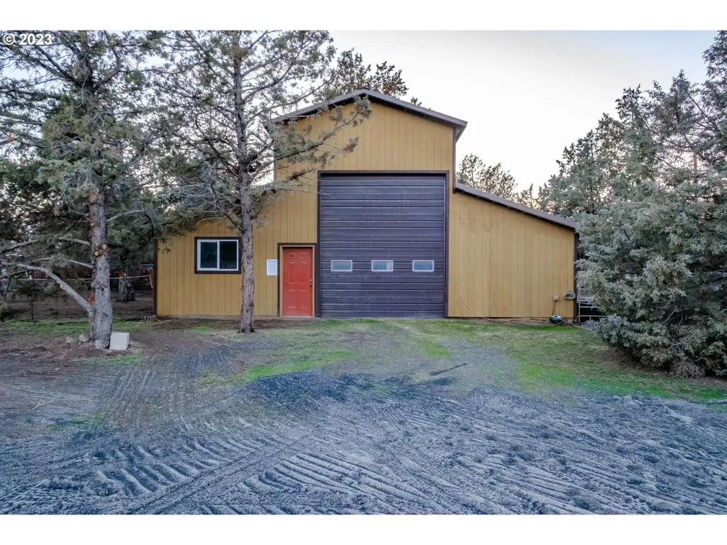 6787 Sw Mustang Road Terrebonne OR 97760
