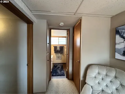 501 NE Bridgeton Road Portland OR 97211