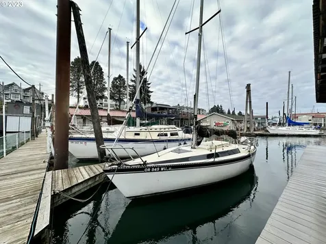 501 NE Bridgeton Road Portland OR 97211