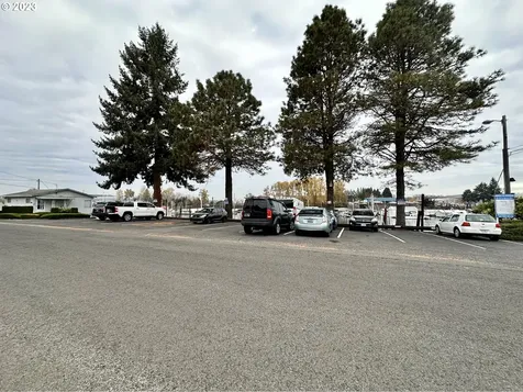 501 NE Bridgeton Road Portland OR 97211