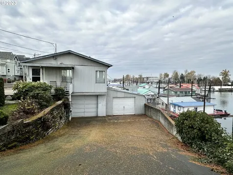 501 NE Bridgeton Road Portland OR 97211