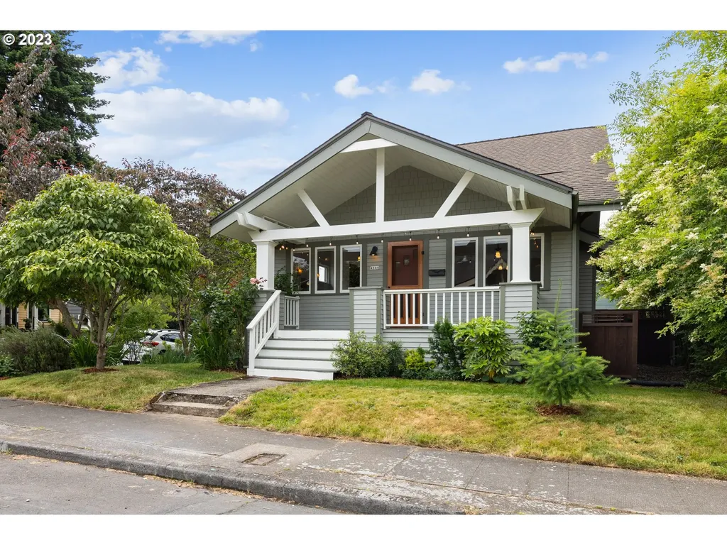 4644 Se Windsor Court Portland OR 97206