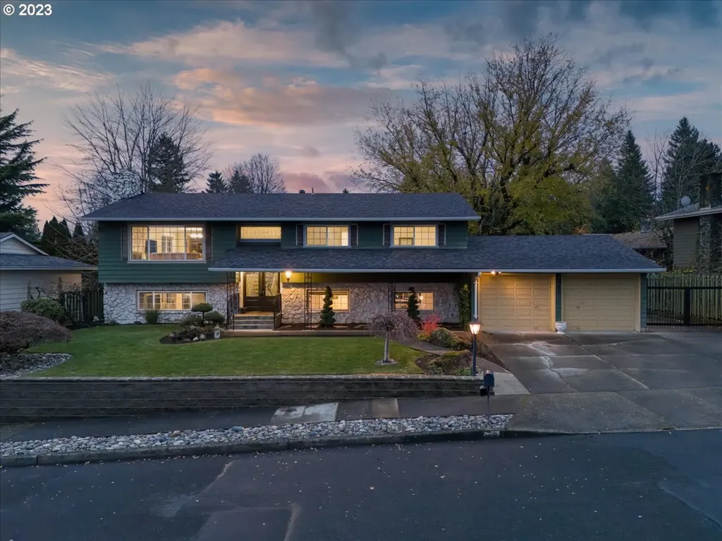 840 Nw Riverview Avenue Gresham OR 97030