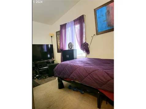 446 Se Port Avenue Lincoln City OR 97367