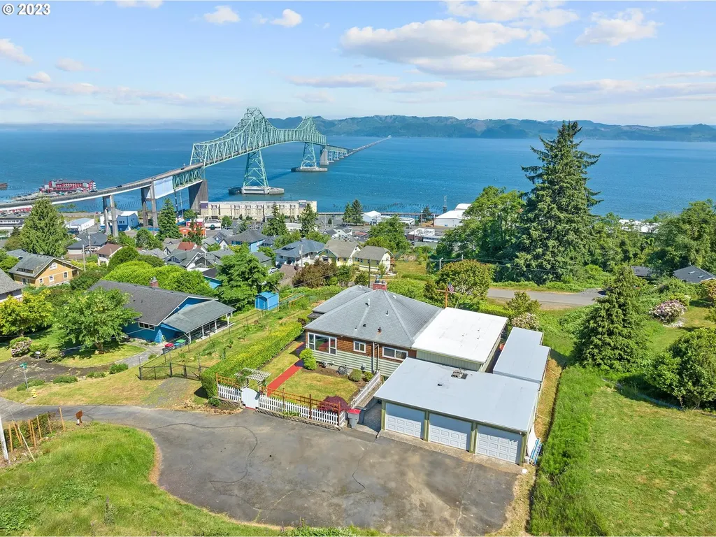100 W Franklin Avenue Astoria OR 97103