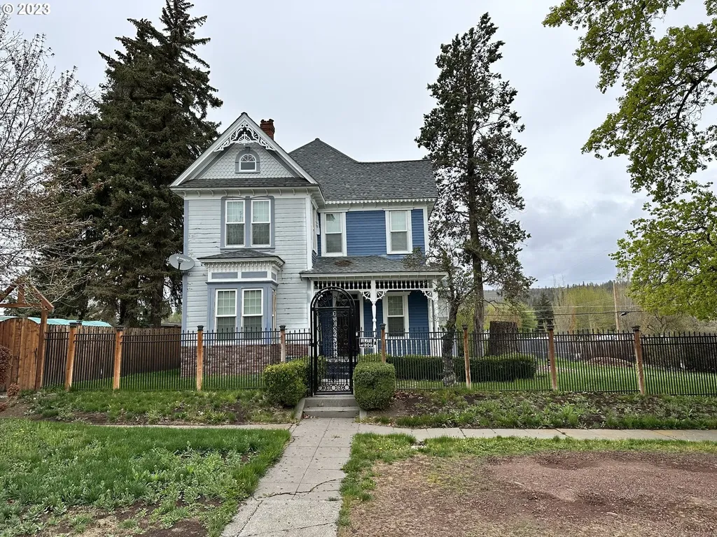 107 Nw 2nd Street Goldendale WA 98620
