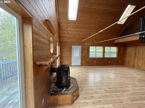 299 S Folsom Court Coquille OR 97423