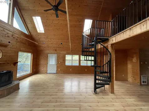 299 S Folsom Court Coquille OR 97423