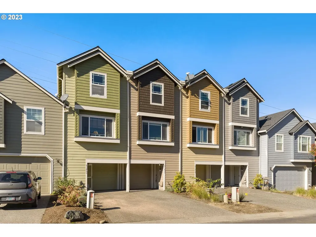 21807 Ne Heartwood Circle Fairview OR 97024