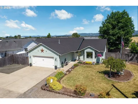400 N 10th Street Harrisburg OR 97446