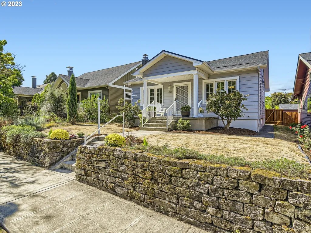 2277 Se Cypress Avenue Portland OR 97214