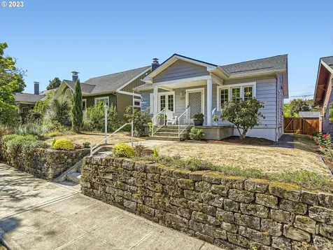 2277 Se Cypress Avenue Portland OR 97214