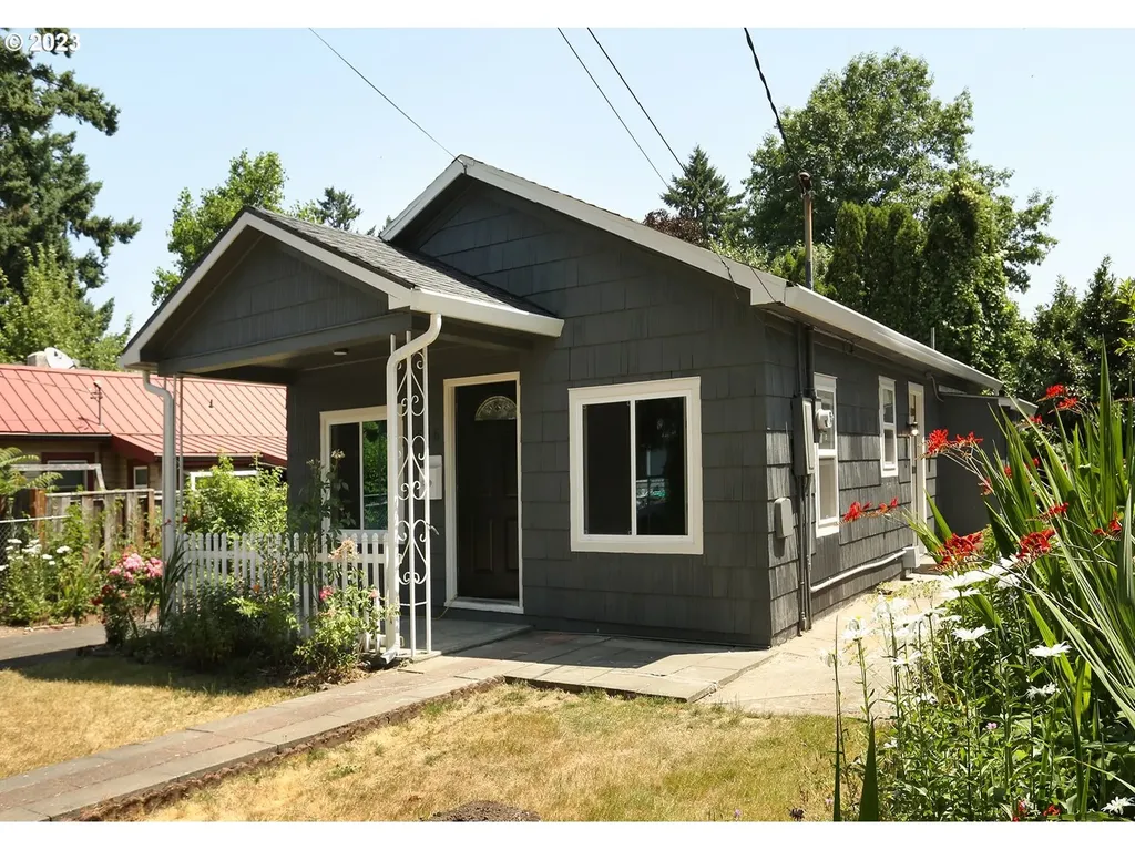 4546 NE 98th Avenue Portland OR 97220