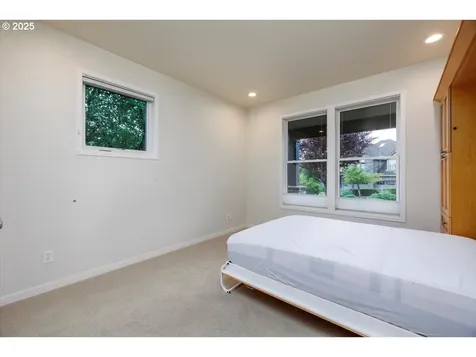 2732 NW Avocet Lane Portland OR 97229