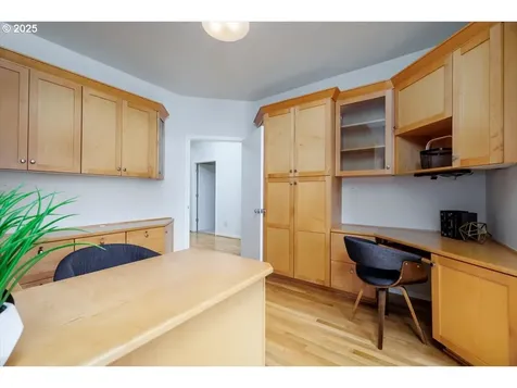 2732 NW Avocet Lane Portland OR 97229