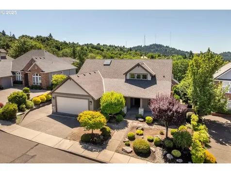 2732 NW Avocet Lane Portland OR 97229