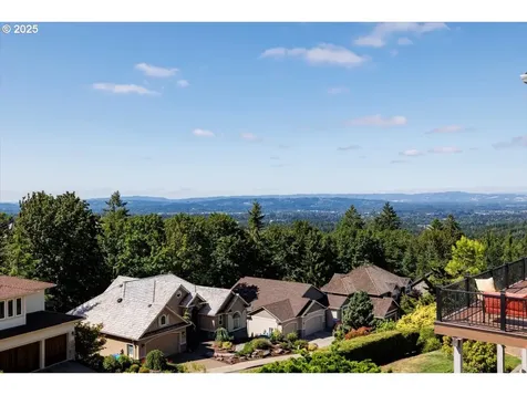 2732 NW Avocet Lane Portland OR 97229