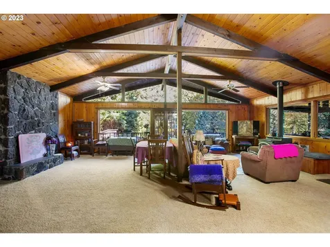 207 Laskey Road Reedsport OR 97467
