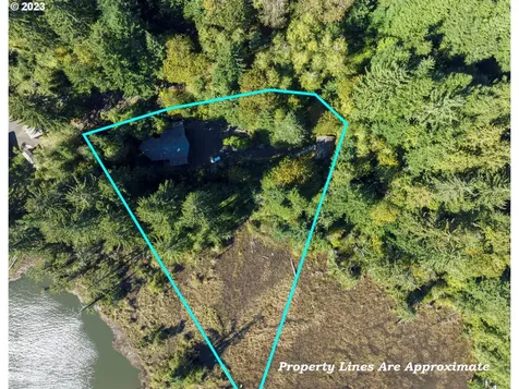 207 Laskey Road Reedsport OR 97467
