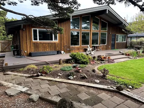 1010 Newport Avenue Sw Bandon OR 97411