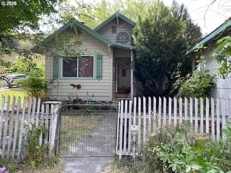 2708 Umatilla Street La Grande OR 97850